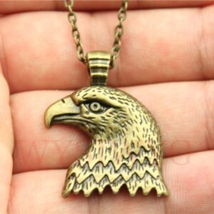 Collar con Rostro de Aguila - Bronce